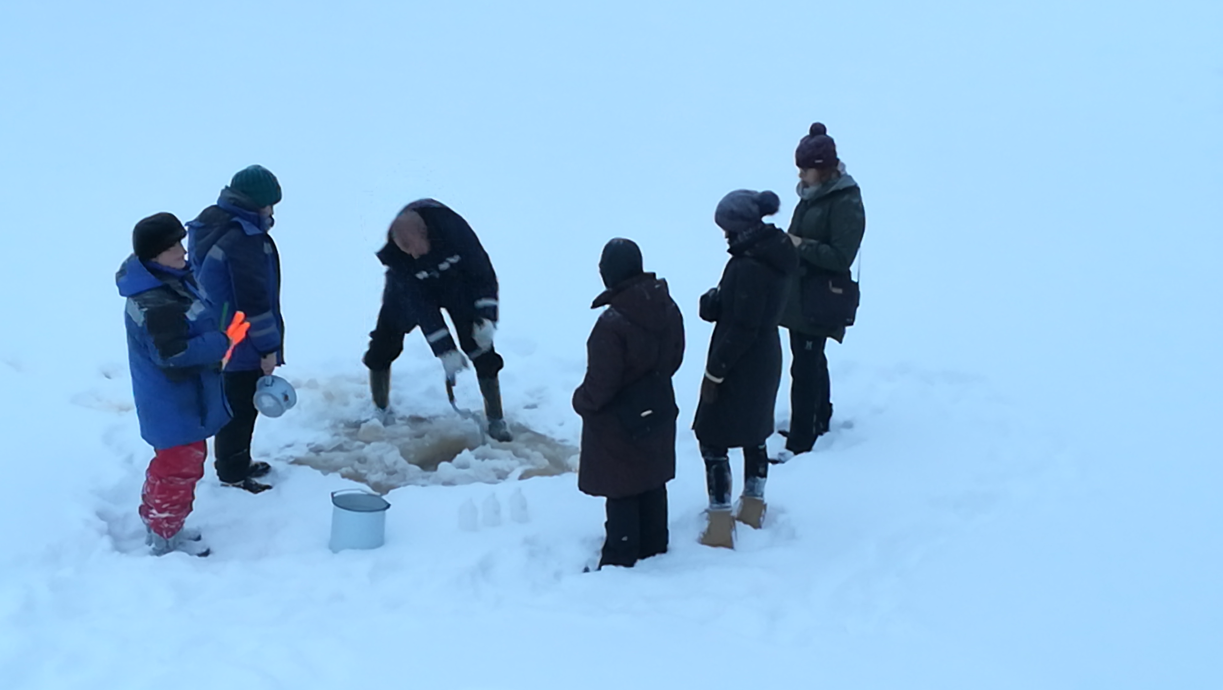 On January 22-23, 2019 project partners of КА5016 jointly took samples of Tohmajoki river water